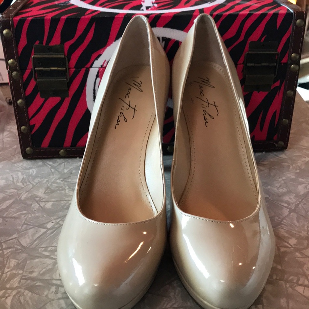 Marc Fisher heel